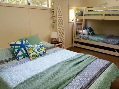 CHILL OUT BEACH HOUSE At FORSTER - Tourism Townsville 1