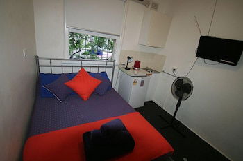 Zing Backpackers - Tourism Townsville 1