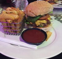 DJ's Diner and Bar - Tourism Townsville