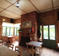 The Blue Duck Inn Hotel Pub - Tourism Townsville