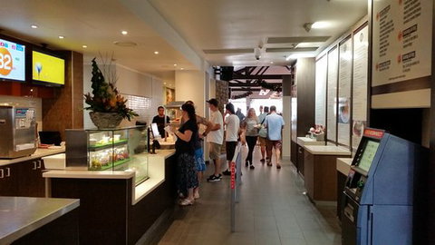 Peachtree Hotel - Tourism Townsville 0