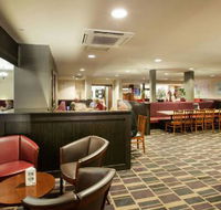 Boomerang Hotel Bistro - Tourism Townsville