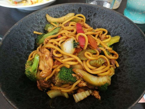 Chi Chi Cafe & Chinese Restaurant - Tourism Townsville 0