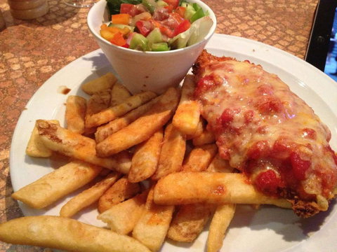 Queen's Steakhouse - Tourism Townsville 0