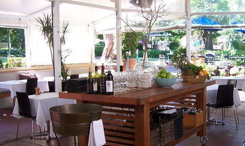 Gip's Restaurant - Tourism Townsville 14