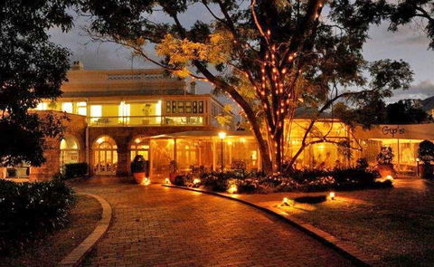 Gip's Restaurant - Tourism Townsville 7