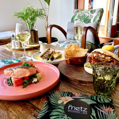 The Metz - Tourism Townsville 0