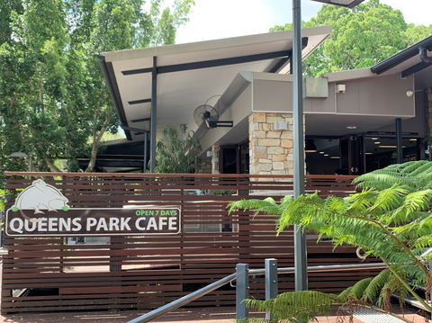 Queens Park Cafe - Tourism Townsville 0