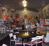 Noelene's Book Cafe - Tourism Townsville