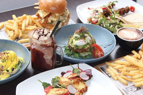 Cafe Kensington - Tourism Townsville 0