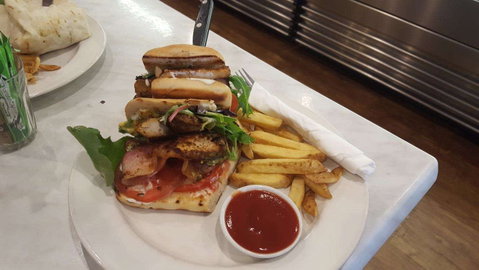 Delicious Fingers Burgers And Cafe - Tourism Townsville 0