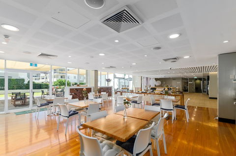Q Cafe - Tourism Townsville 0