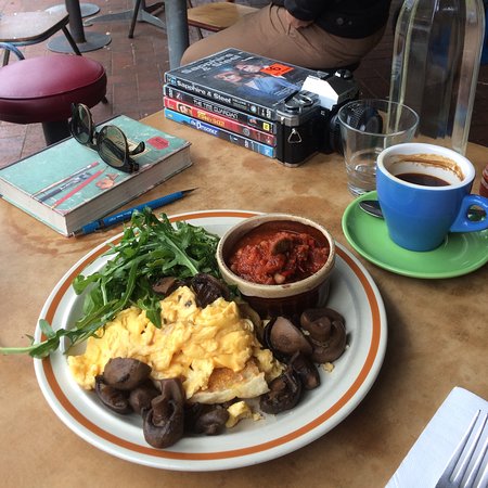 Queen Street Cafe - Tourism Townsville 0