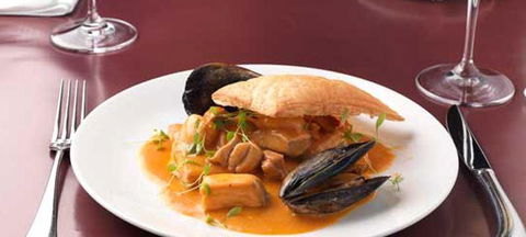 A La Bouffe Bar & Bistro - Tourism Townsville 1