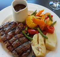 Snug Tavern - Tourism Townsville