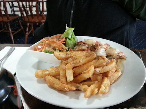 Swan View Tavern - Tourism Townsville 0