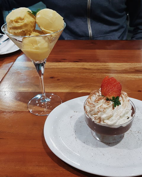 Yak On The York - Tourism Townsville 10