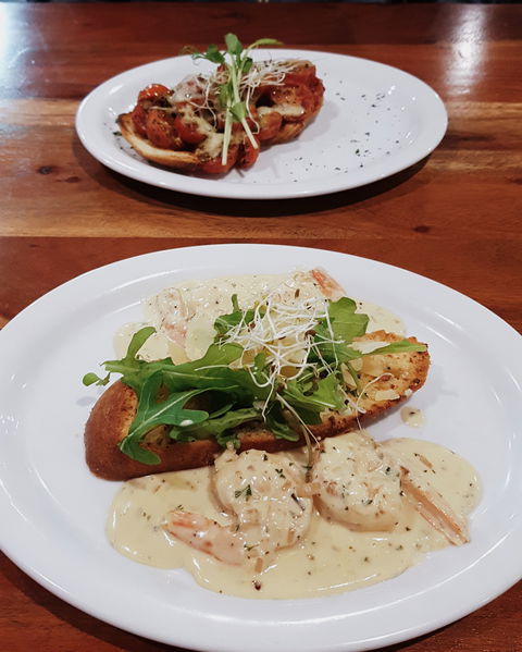 Yak On The York - Tourism Townsville 2