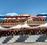 Victoria Hotel Bistro - Tourism Townsville