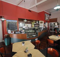 Henry's Cafe and Restaurant - Tourism Townsville