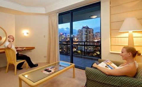 Central Dockside Apartment Hotel - Tourism Townsville 5