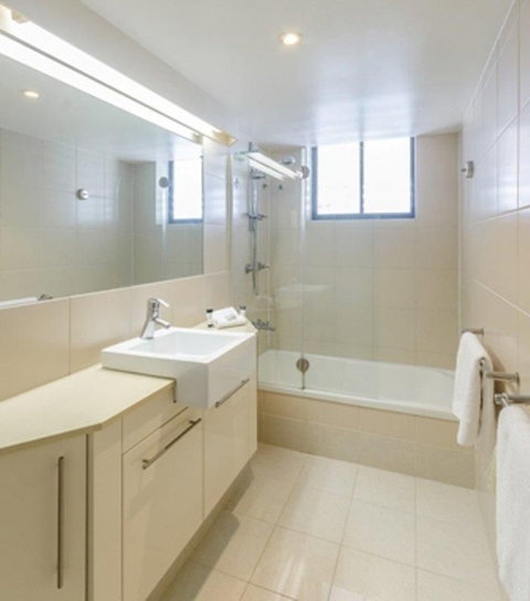 Central Dockside Apartment Hotel - Tourism Townsville 9