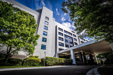Crowne Plaza Canberra - Tourism Townsville 1
