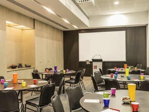 Ibis Adelaide - Tourism Townsville 8