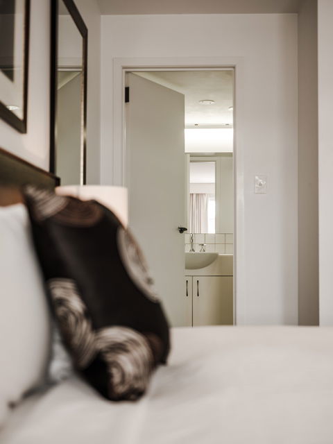 Salamanca Suites - Tourism Townsville 6