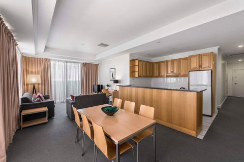 Franklin Central Apartments - Tourism Townsville 10