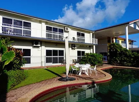 Barrier Reef Motel - Tourism Townsville 0