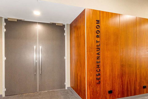 Quality Hotel Lighthouse - Tourism Townsville 11