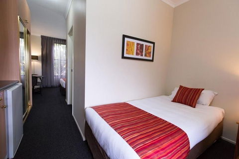Barkly Motor Lodge - Tourism Townsville 5