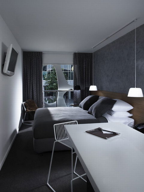 Limes Hotel - Tourism Townsville 2