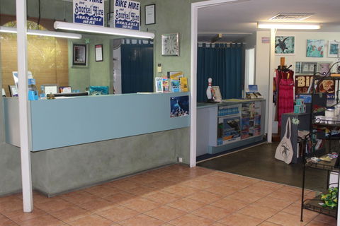 Kellys Beach Resort - Tourism Townsville 1