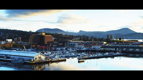 Lenna Of Hobart - Tourism Townsville 0