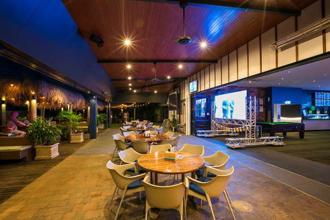 Kawana Waters Hotel By NightCap - Tourism Townsville 0