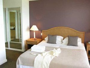 Sea Change Beachfront Apartments - Tourism Townsville 1