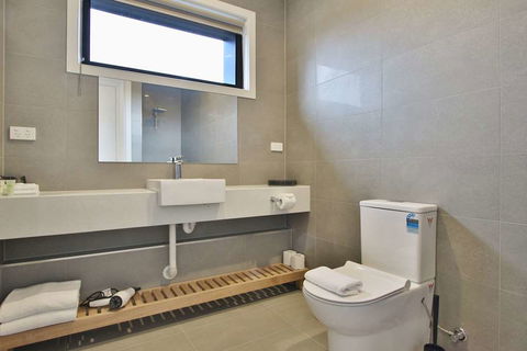 Quality Apartments Dandenong - Tourism Townsville 8