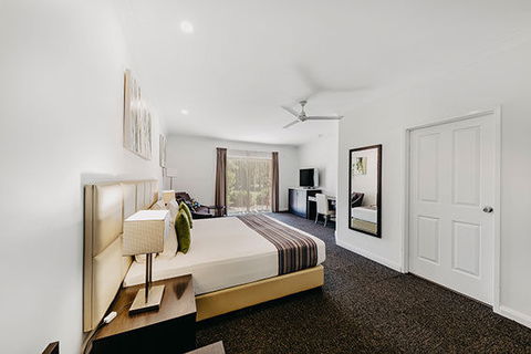 Kimberley Grande Resort & Conf Ctr - Tourism Townsville 4