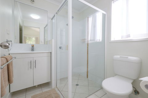 Barney Beach Accommodation Centre - Tourism Townsville 2