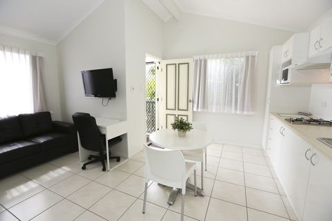 Barney Beach Accommodation Centre - Tourism Townsville 3