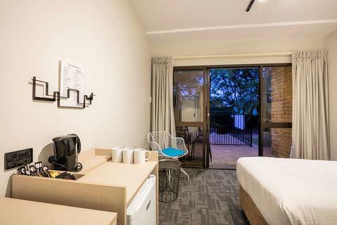 Kawana Waters Hotel By NightCap - Tourism Townsville 8