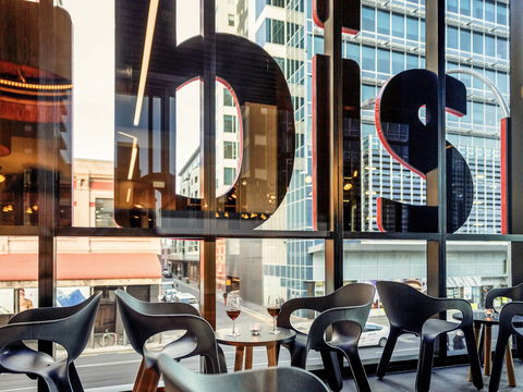 Ibis Adelaide - Tourism Townsville 1
