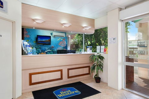 Cairns City Sheridan - Tourism Townsville 2