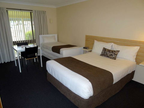 Zig Zag Motel - Tourism Townsville 5