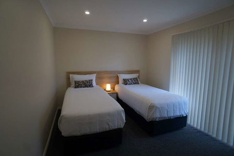 Zig Zag Motel - Tourism Townsville 11