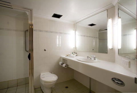 Capital Executive Apt Hotel Canberra - Tourism Townsville 4