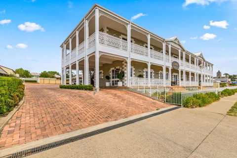Quality Inn Ashby House Tamworth - Tourism Townsville 1