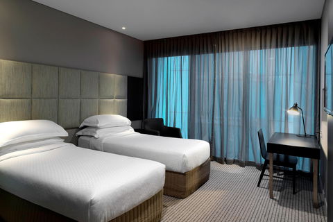 Four Points By Sheraton Brisbane - Tourism Townsville 2